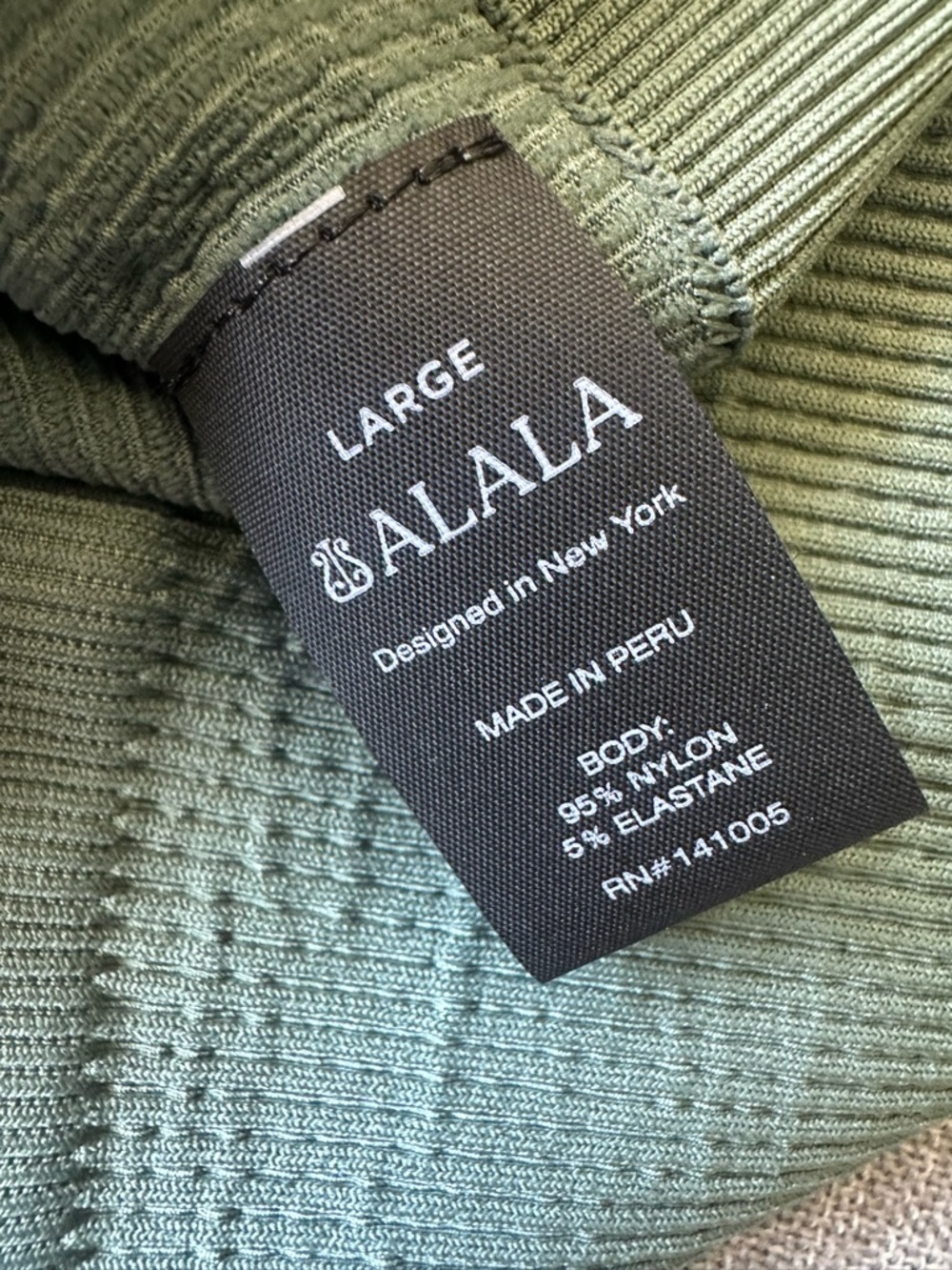 Alala Barre Racer Seamless Sage Tank Top New - Picture 7 of 8